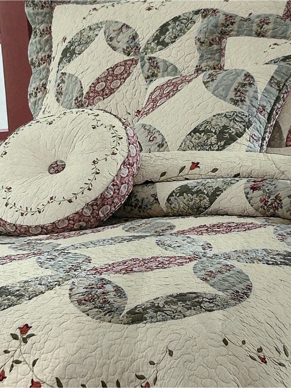 Vintage New Old Stock JC Penney Home Collection Heirloom Quality Quilt & Shams